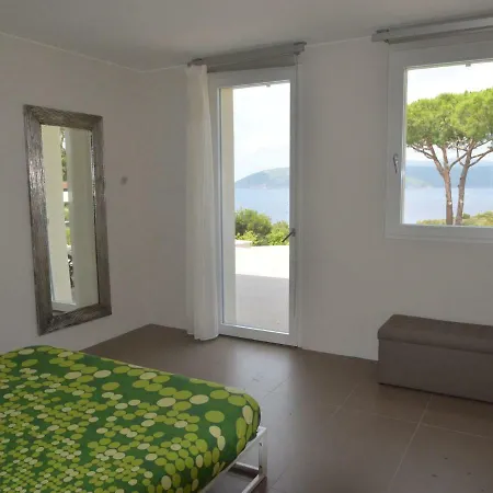 Villa Golfo Stella *
